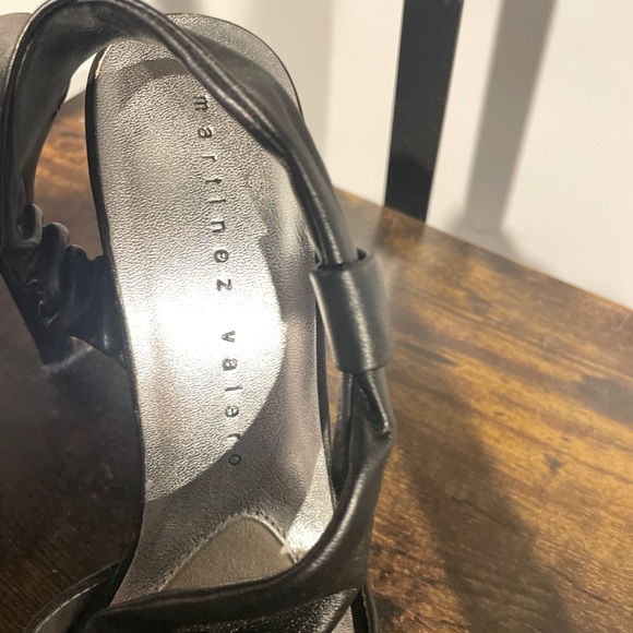 Martinez Valero Heels - Picture 2 of 7